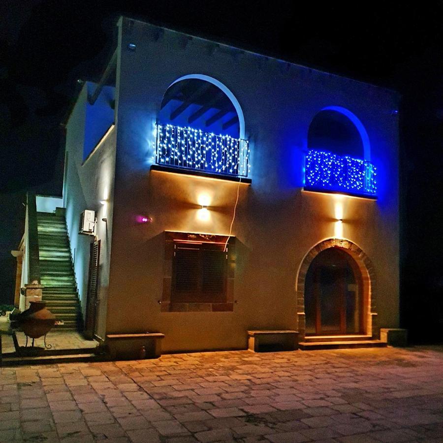 Bed and Breakfast La Dimora Dei Conti Collemeto Exterior foto