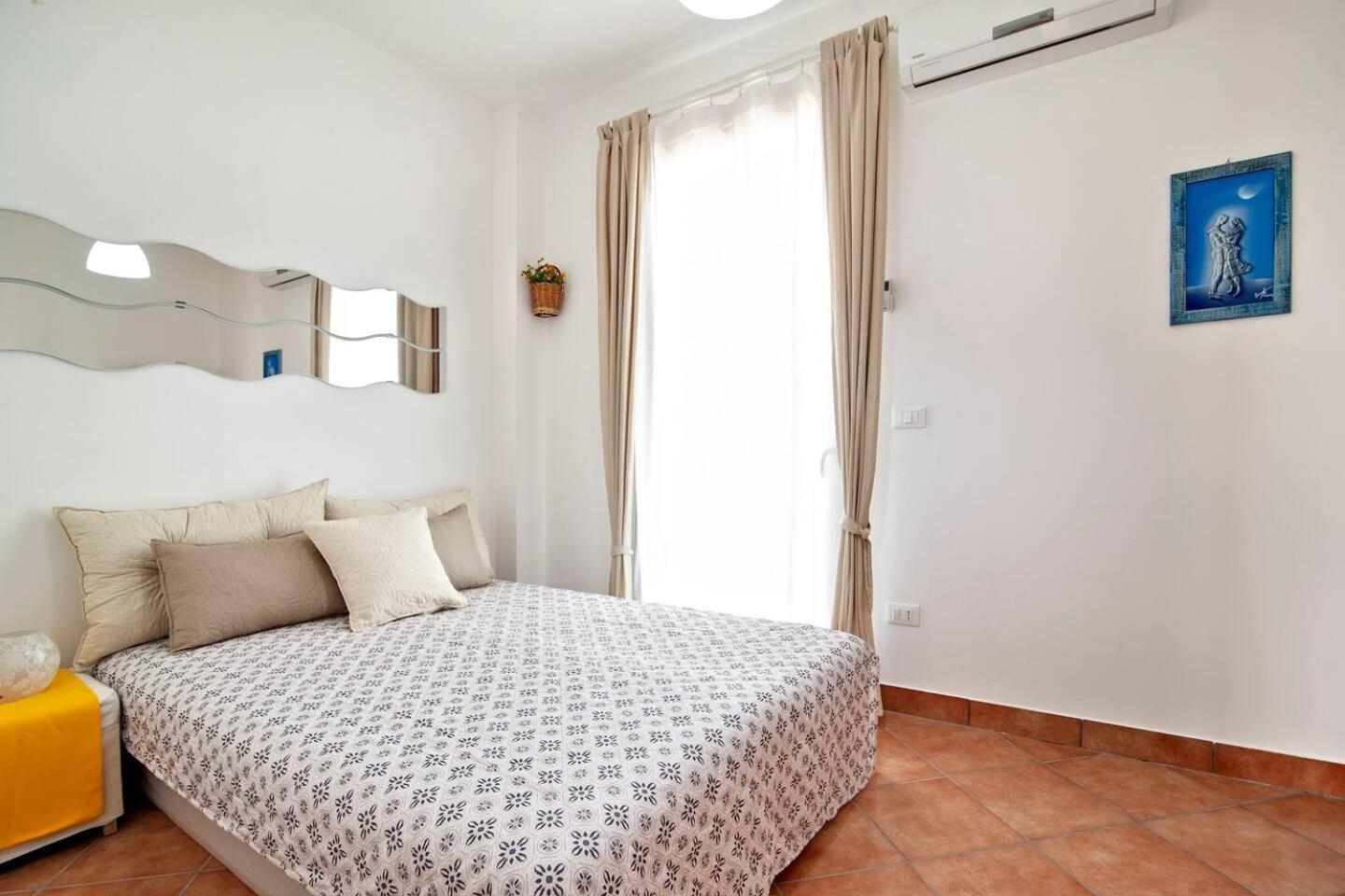 Bed and Breakfast La Dimora Dei Conti Collemeto Exterior foto