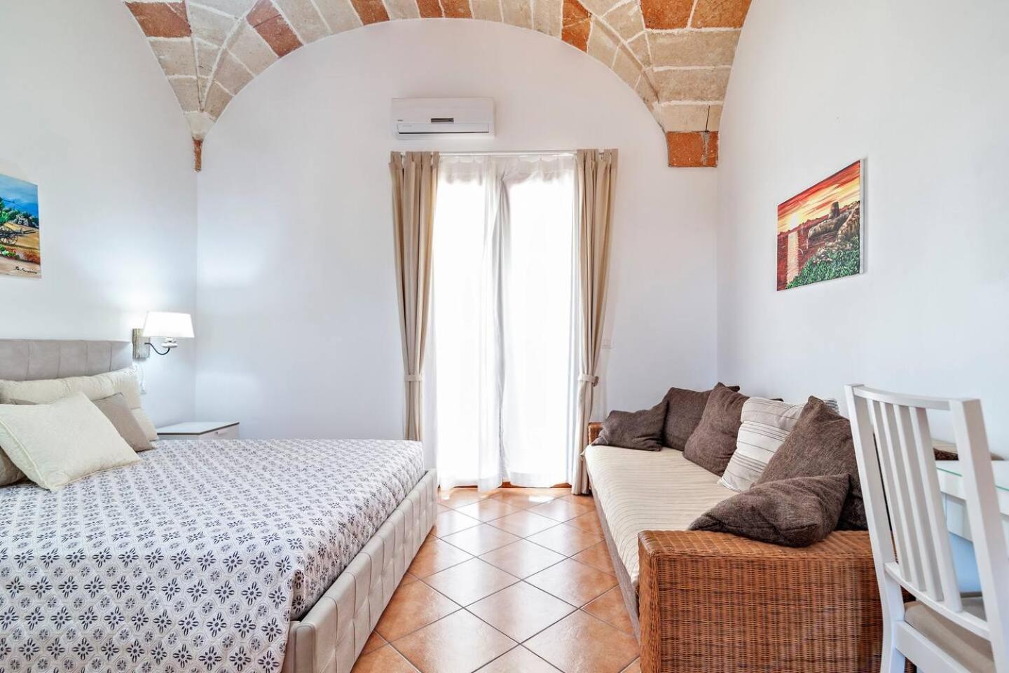 Bed and Breakfast La Dimora Dei Conti Collemeto Exterior foto